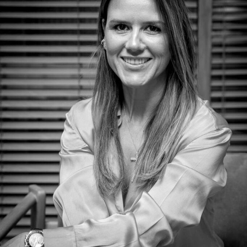Dra. Marina Cardoso Dinamarco